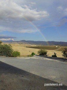 Arco iris en la Barriada Pastelero de Málaga
