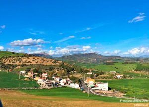 Carretera de la Barriada Pastelero en Abril de 2024 vista desde arriba, foto de Francisco Moreno Avila